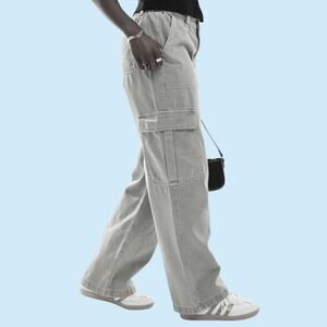 ASOS Designs Jeans "The Perfect Pair" Mid Rise Gray Cargo Pocket - Size 26